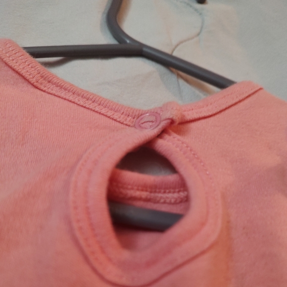 Donated.  Kyle and  Deeha Onesie Size 0-3 Months - Picture 6 of 7